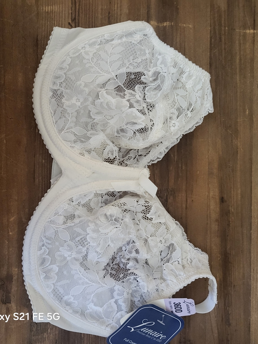 Lunairé White Lace Support Bra with Full Coverage